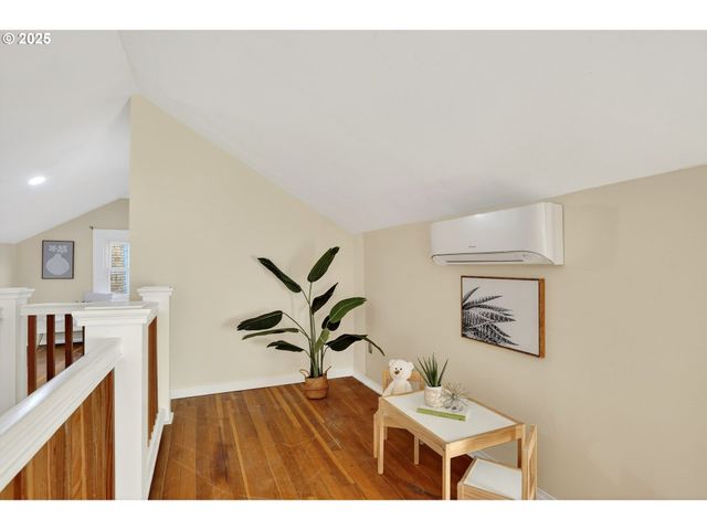 2614 Ne 42ND Ave, Portland, OR 97213