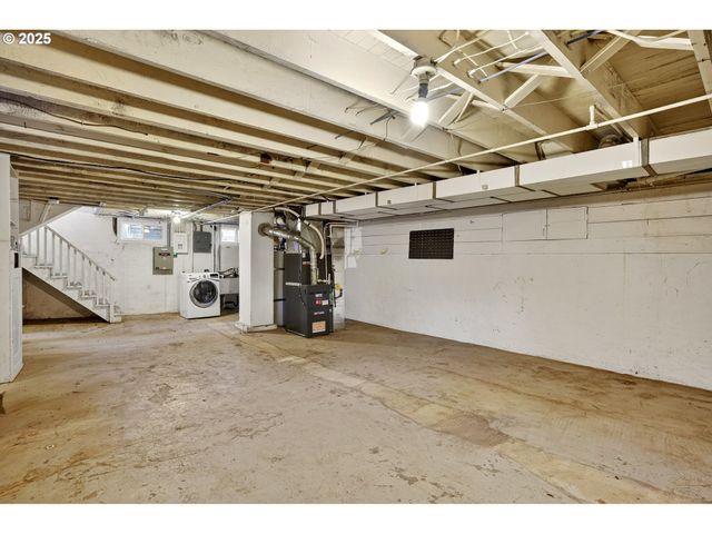 2614 Ne 42ND Ave, Portland, OR 97213