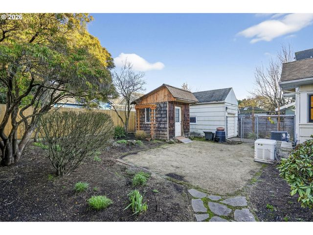 2614 Ne 42ND Ave, Portland, OR 97213