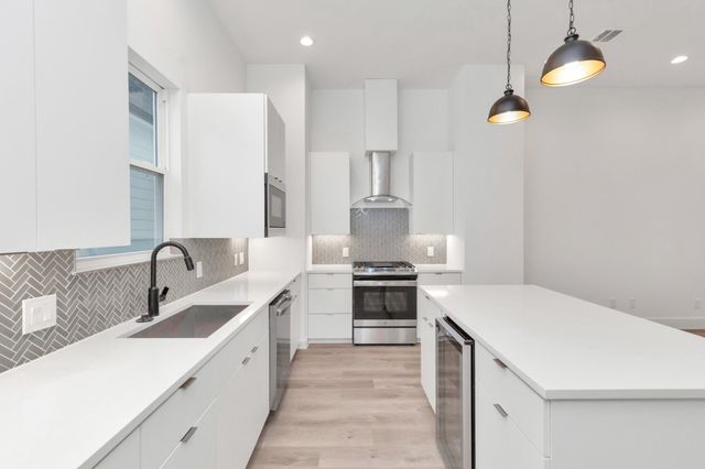 2708 Drew Street, Houston, TX 77004