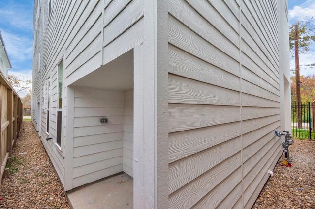 2708 Drew Street, Houston, TX 77004
