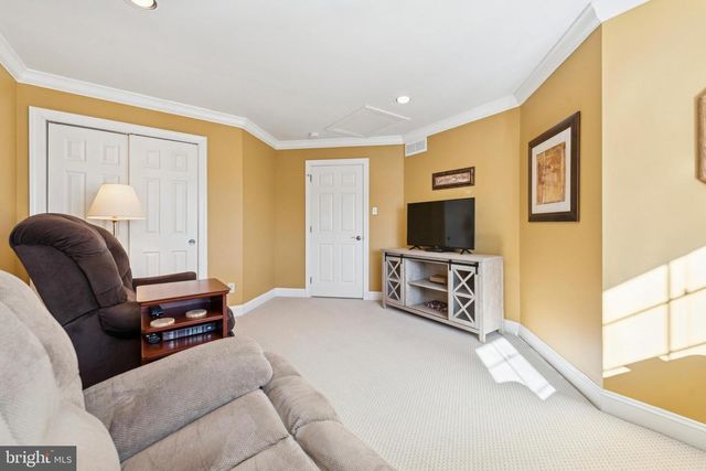 163 WINDGATE DR, Chester Springs, PA 19425