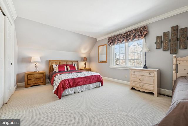 163 WINDGATE DR, Chester Springs, PA 19425