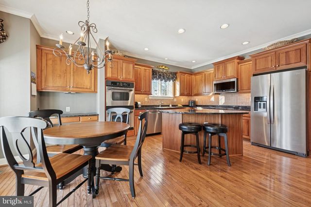 163 WINDGATE DR, Chester Springs, PA 19425