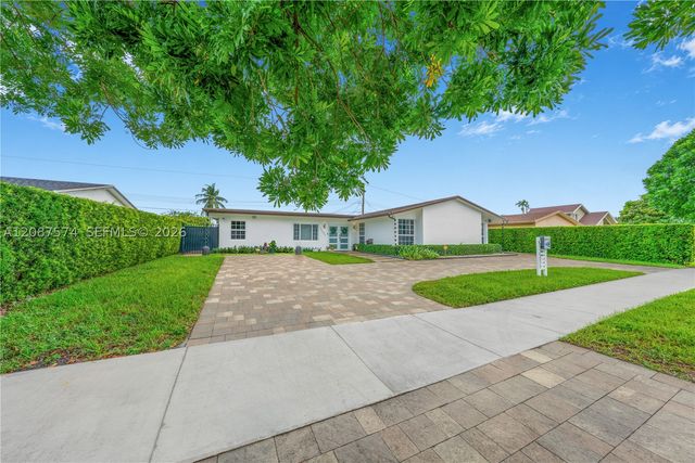 12311 SW 39th Ter, Miami, FL 33175
