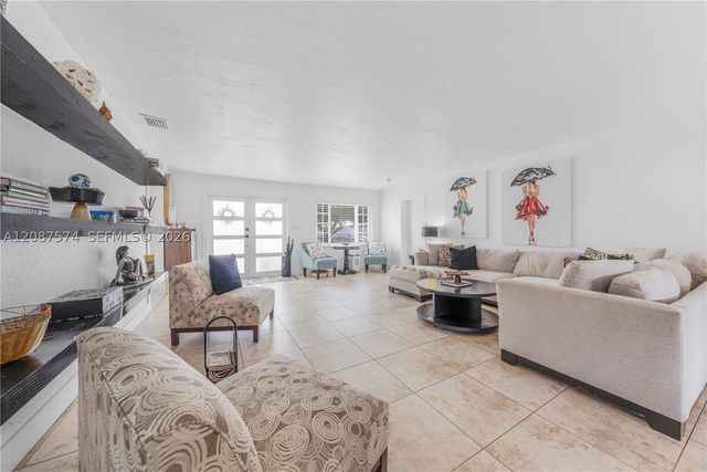 12311 SW 39th Ter, Miami, FL 33175