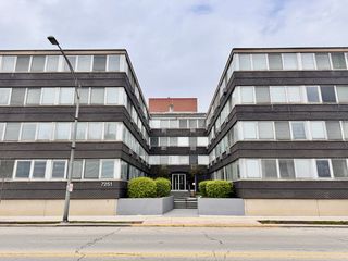7251 Randolph Street A2, Forest Park, IL 60130