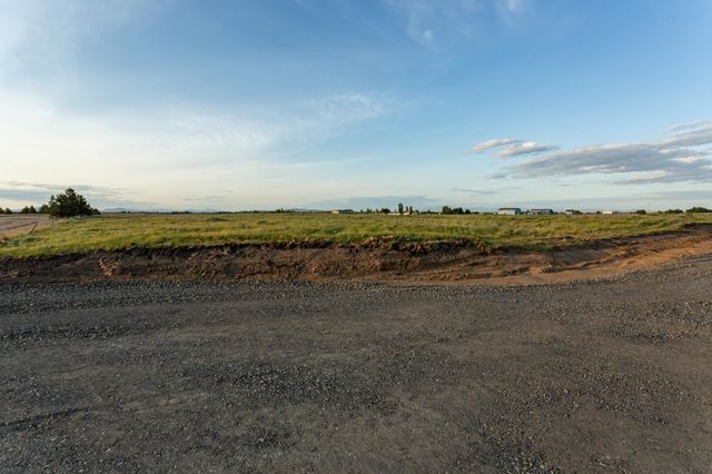 15225 W Pacific Ln, Medical Lake, WA 99022