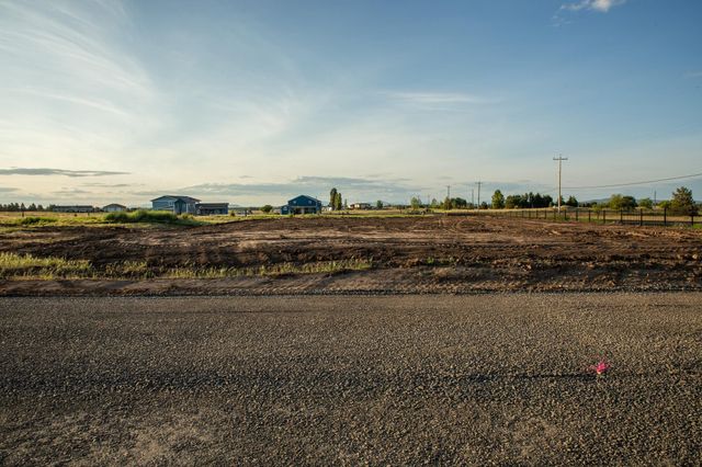 15225 W Pacific Ln, Medical Lake, WA 99022