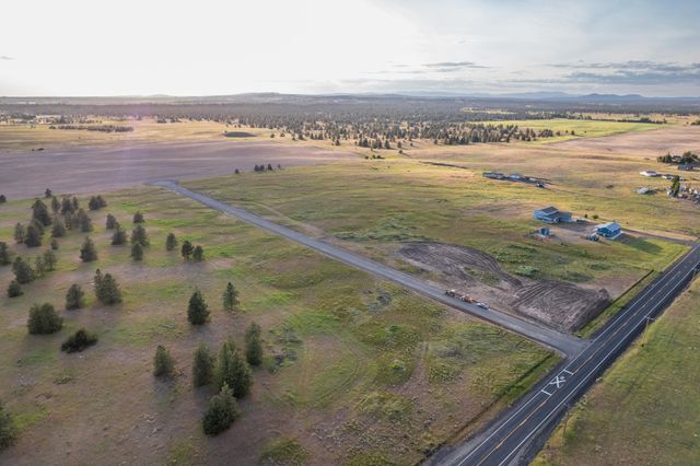 15225 W Pacific Ln, Medical Lake, WA 99022