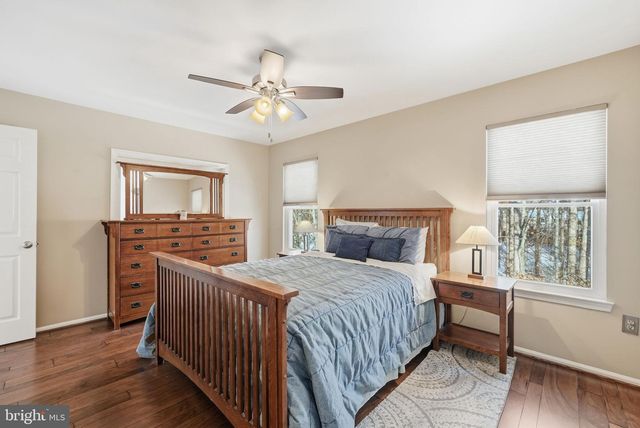 3094 FENNEGAN CT, Woodbridge, VA 22192