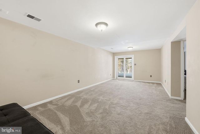 3094 FENNEGAN CT, Woodbridge, VA 22192