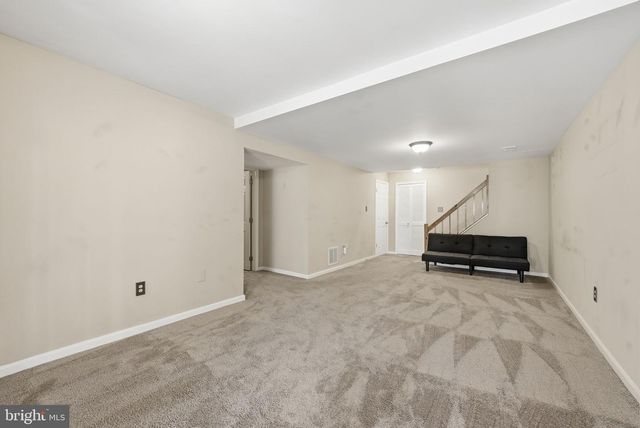 3094 FENNEGAN CT, Woodbridge, VA 22192