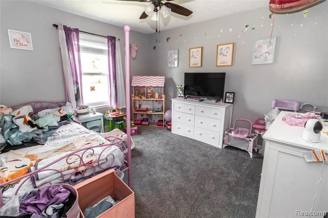 1872 Lonsberry Drive, Lapeer, MI 48446