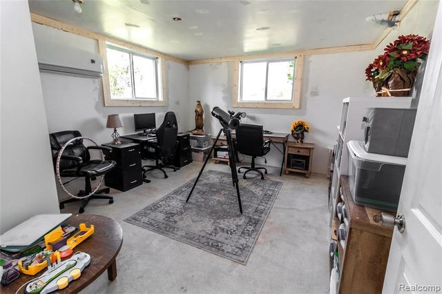 1872 Lonsberry Drive, Lapeer, MI 48446