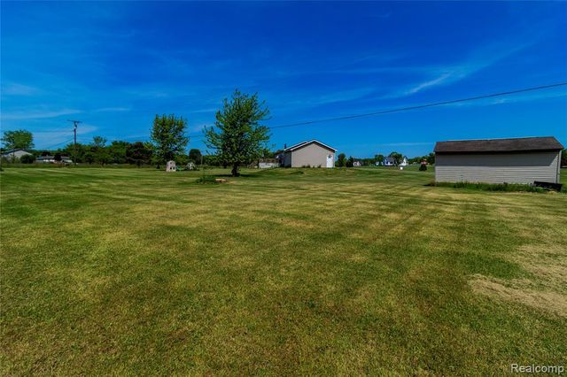 1872 Lonsberry Drive, Lapeer, MI 48446