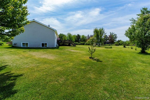 1872 Lonsberry Drive, Lapeer, MI 48446