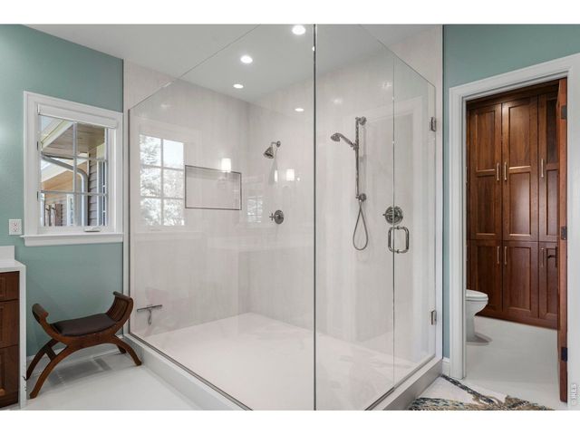 9402 Crystal Ln, Longmont, CO 80503