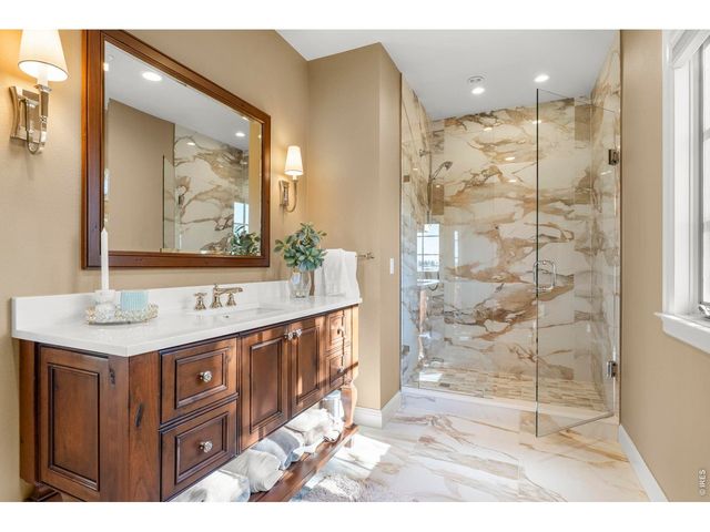 9402 Crystal Ln, Longmont, CO 80503