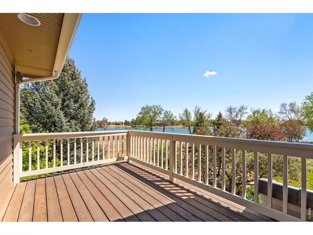 9402 Crystal Ln, Longmont, CO 80503