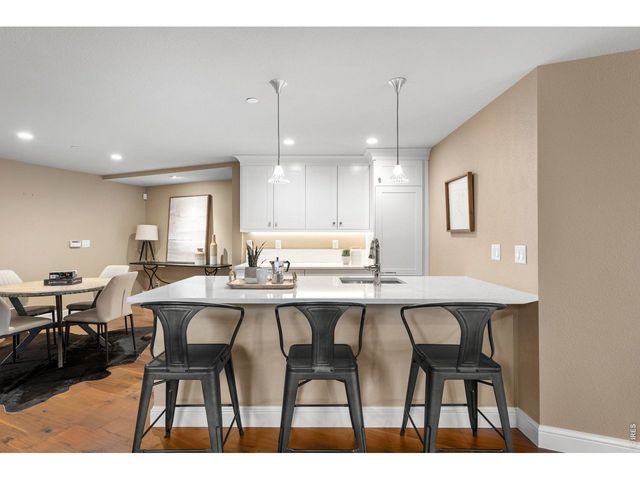9402 Crystal Ln, Longmont, CO 80503