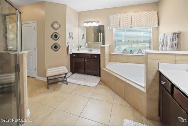 1074 SPANISH BAY Court, Orange Park, FL 32065