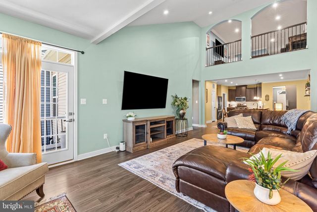 5312 CRAPE MYRTLE DR, Frederick, MD 21703