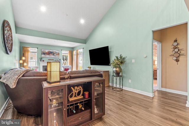 5312 CRAPE MYRTLE DR, Frederick, MD 21703