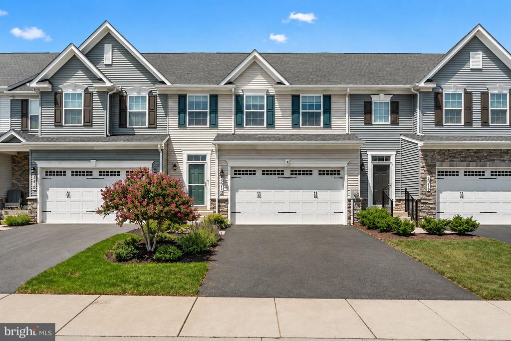 5312 CRAPE MYRTLE DR, Frederick, MD 21703