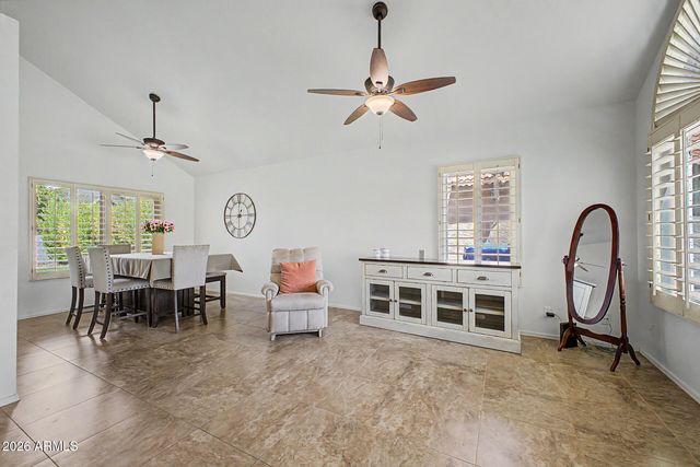 1238 W SEASHORE Drive, Gilbert, AZ 85233