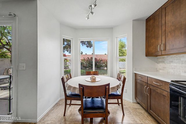 1238 W SEASHORE Drive, Gilbert, AZ 85233