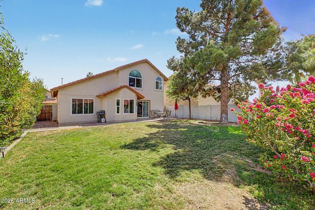 1238 W SEASHORE Drive, Gilbert, AZ 85233