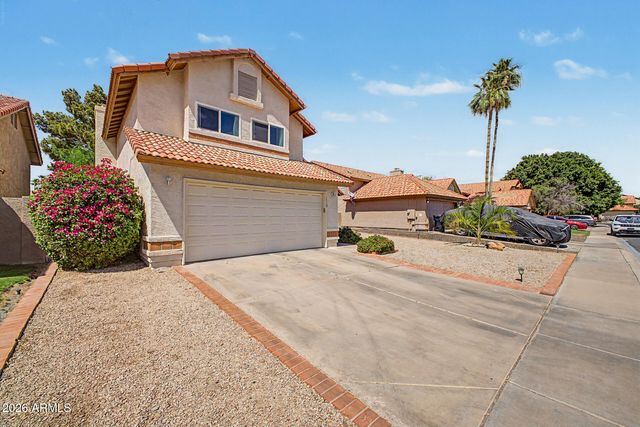 1238 W SEASHORE Drive, Gilbert, AZ 85233