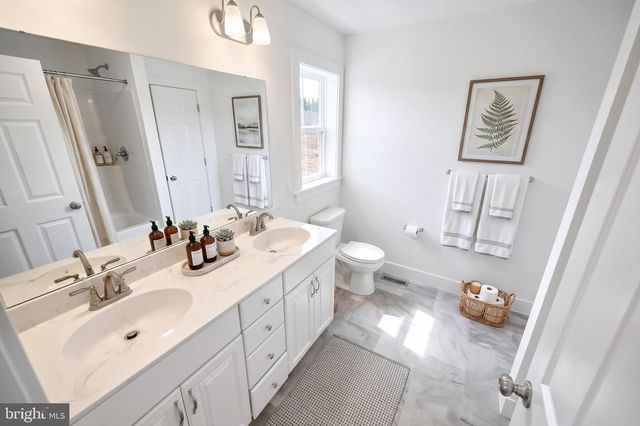 103 MADISON DR, Mechanicsburg, PA 17055