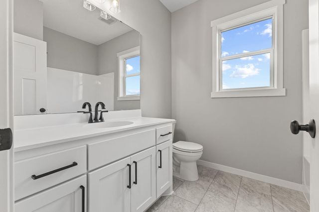 3864 222nd Lane NW, Oak Grove, MN 55303