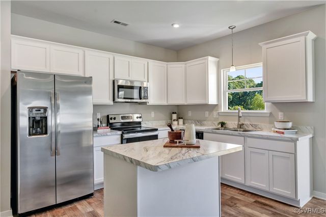 3806 Kinalin Ln, Richmond, VA 23234
