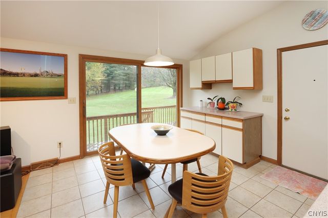 5002 Saddlebrook Drive, Dewitt, NY 13066