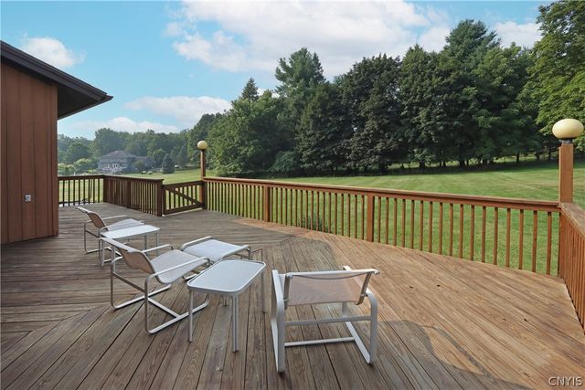 5002 Saddlebrook Drive, Dewitt, NY 13066
