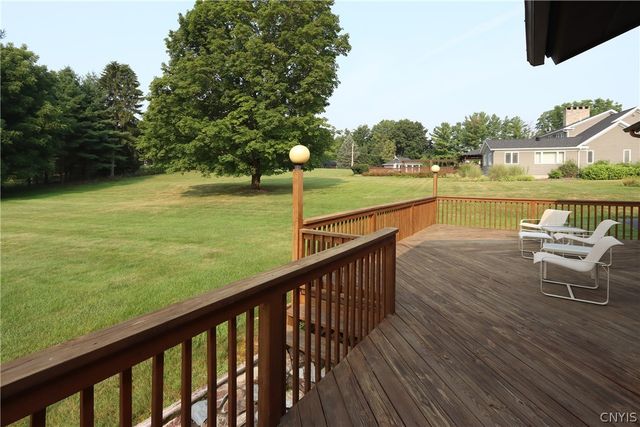 5002 Saddlebrook Drive, Dewitt, NY 13066