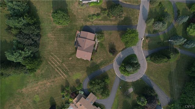 5002 Saddlebrook Drive, Dewitt, NY 13066