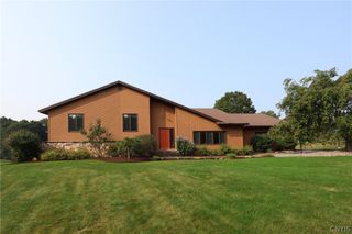 5002 Saddlebrook Drive, Dewitt, NY 13066