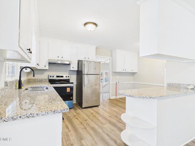 3804 Kenwood Drive, Hillsborough, NC 27278