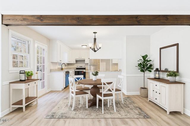 3804 Kenwood Drive, Hillsborough, NC 27278