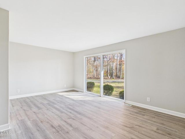 3804 Kenwood Drive, Hillsborough, NC 27278