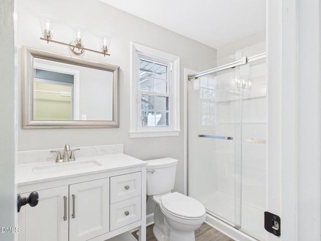 3804 Kenwood Drive, Hillsborough, NC 27278