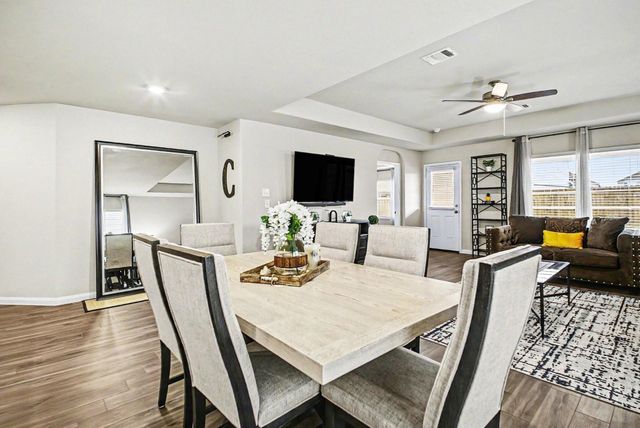 4906 Luke Mathew Drive, Rosharon, TX 77583