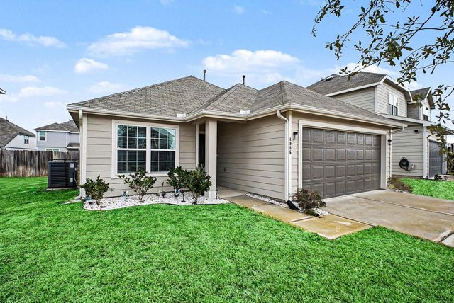 4906 Luke Mathew Drive, Rosharon, TX 77583
