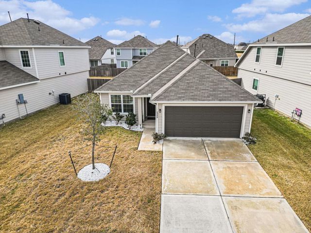4906 Luke Mathew Drive, Rosharon, TX 77583