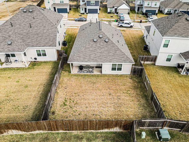 4906 Luke Mathew Drive, Rosharon, TX 77583
