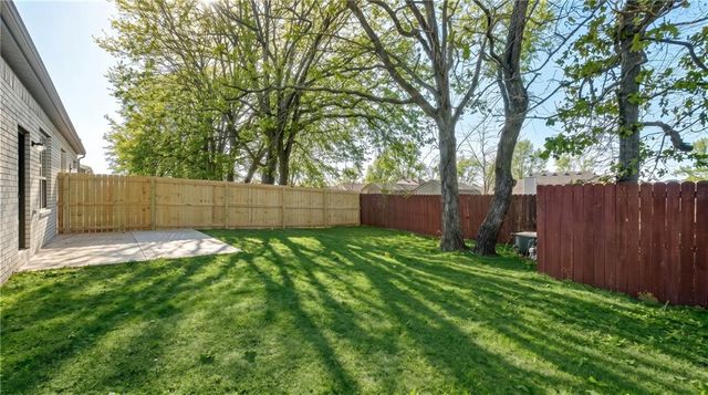 702 Sun Meadows Loop, Centerton, AR 72719